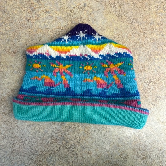 Vintage Flanders Design beanie winter hat - Picture 4 of 5